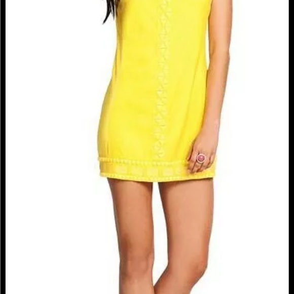 Guess by Marciano Yellow Sheath Mini Dress Sleeveless Crew Neck - Picture 2 of 6